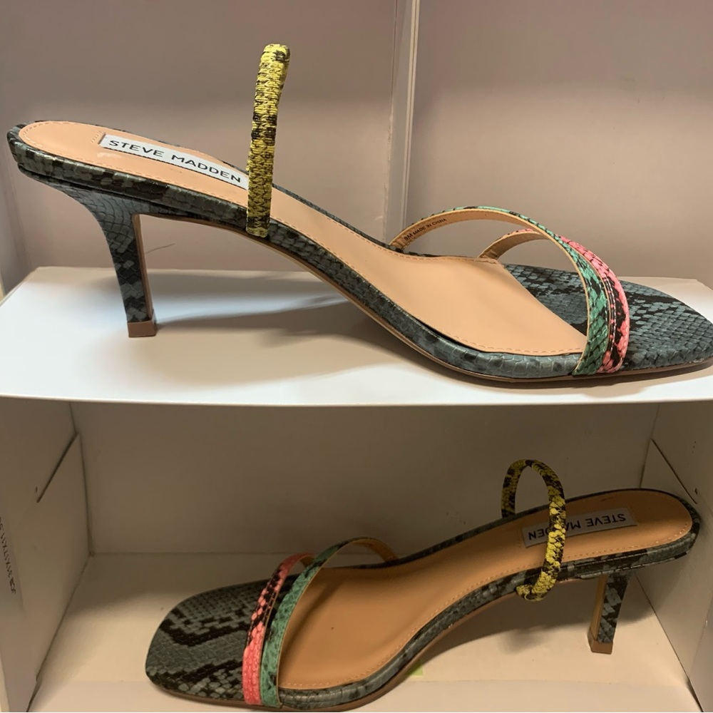 Steve Madden LOFT Multicolor Snake Print Leather Slip On Heeled Sandals Size 9